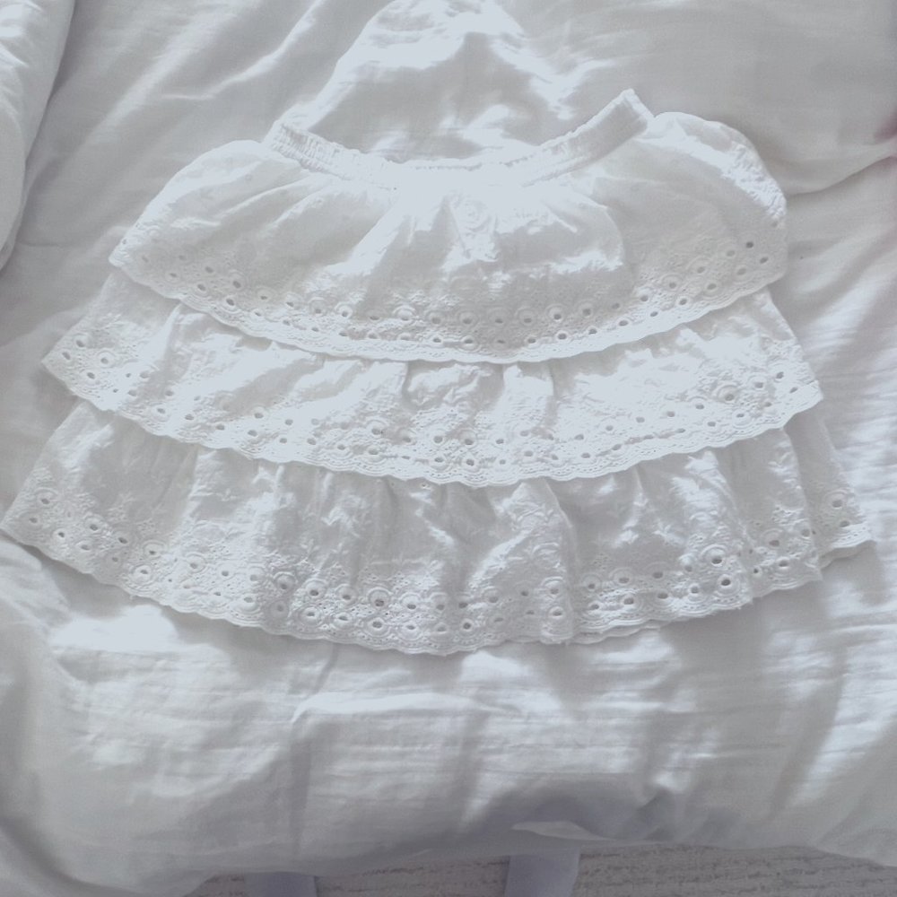 NWWT House of Harlow White Tiered Eyelet Skirt- Medium